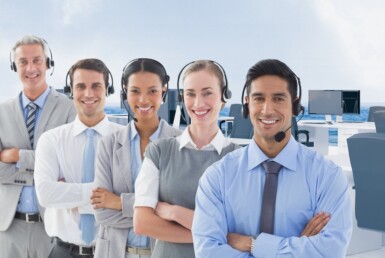 Американский колл-центр BPO с более чем 800 посадочными местами